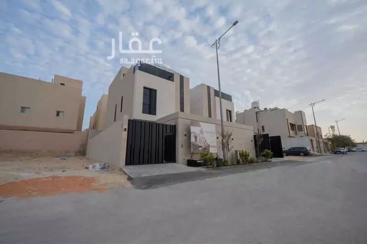 فيلا للبيع في شارع إسحاق بن هشام, حي القيروان, مدينة الرياض, منطقة الرياض 1 صورة