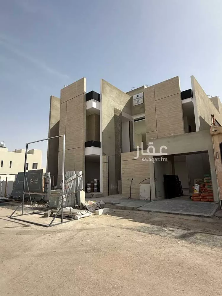 فيلا للبيع في شارع درة بنت عثمان الحلاوي, حي المهدية, مدينة الرياض, منطقة الرياض
