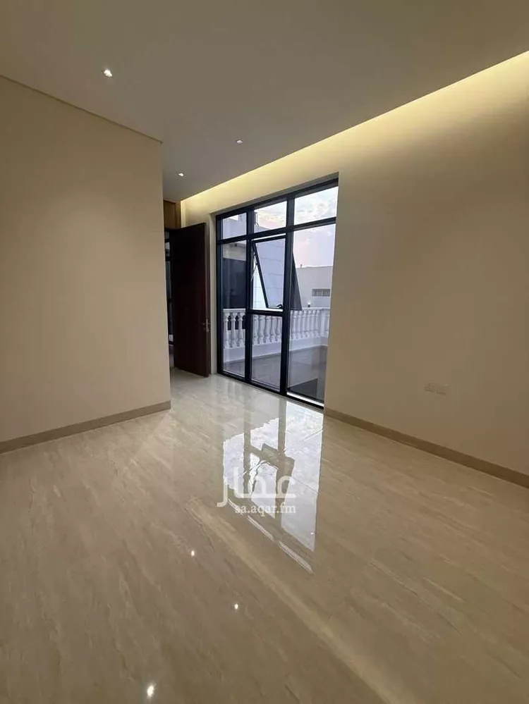 Villa for Sale in Riyadh Al Mahdiyah 19