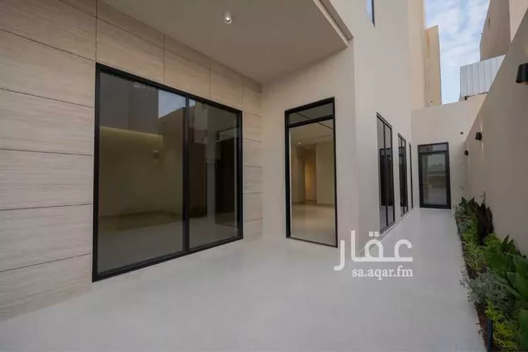 فيلا للبيع في شارع إسحاق بن هشام, حي القيروان, مدينة الرياض, منطقة الرياض صورة 2