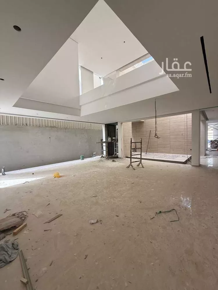 فيلا للبيع في شارع درة بنت عثمان الحلاوي, حي المهدية, مدينة الرياض, منطقة الرياض صورة 2