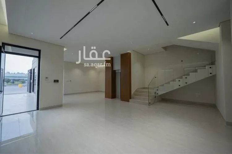 فيلا للبيع في شارع إسحاق بن هشام, حي القيروان, مدينة الرياض, منطقة الرياض 11