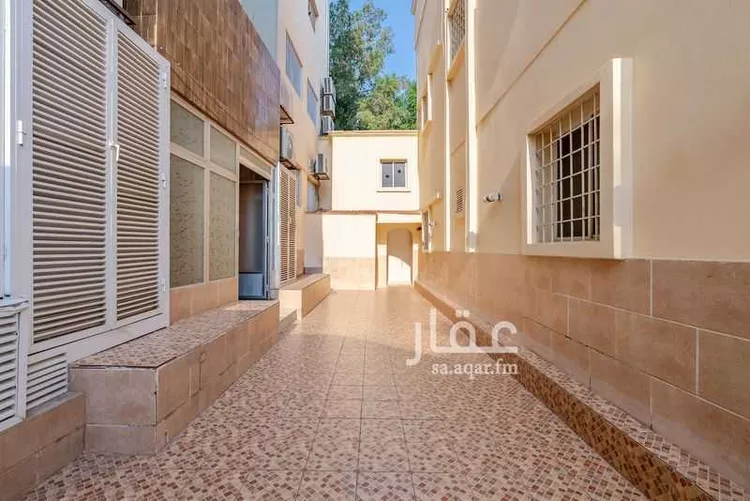 عمارة للبيع في شارع جمعان ابن ناصر, حي الرويس, مدينة جدة, منطقة مكة المكرمة 6
