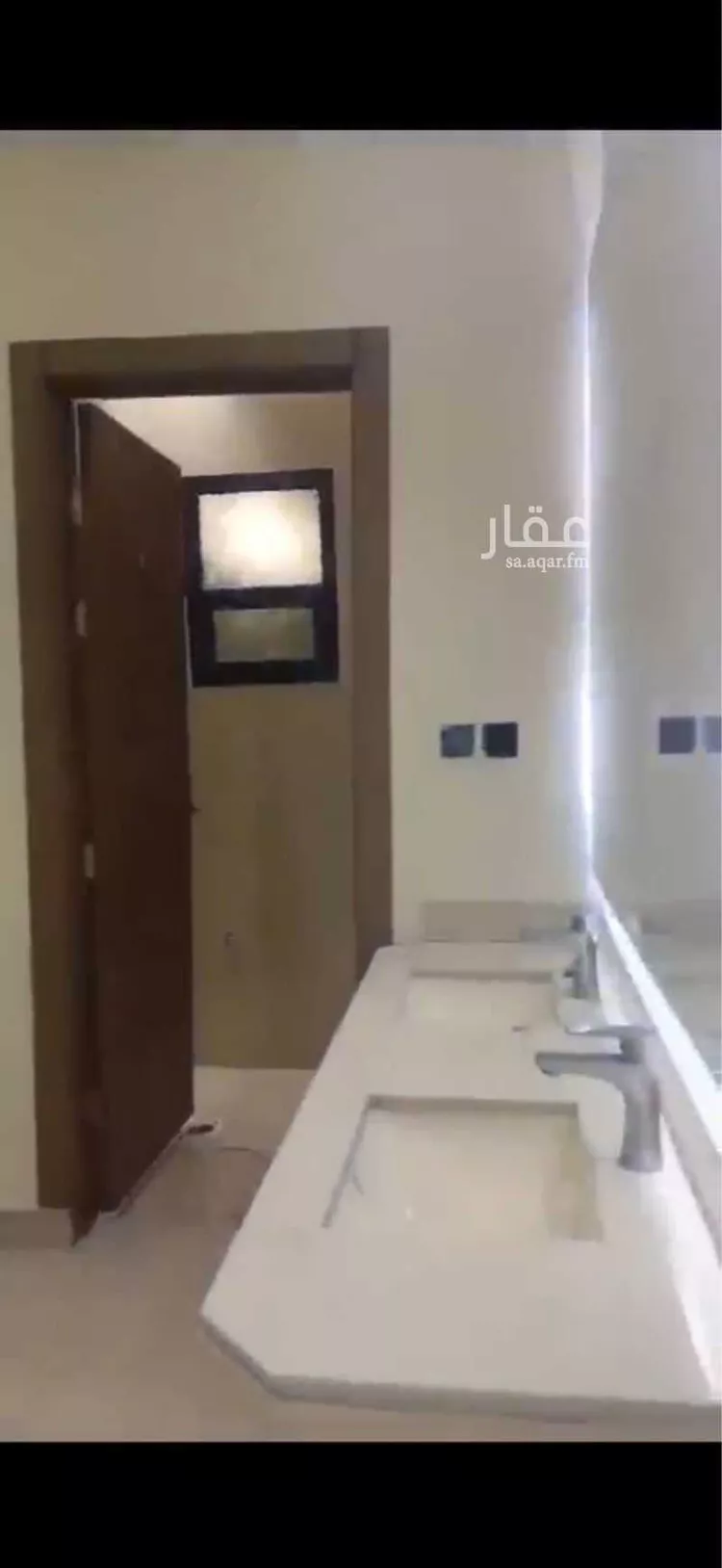 دور للبيع في شارع أحمد بن أبي عيسى, حي بدر, مدينة الرياض, منطقة الرياض صورة 4