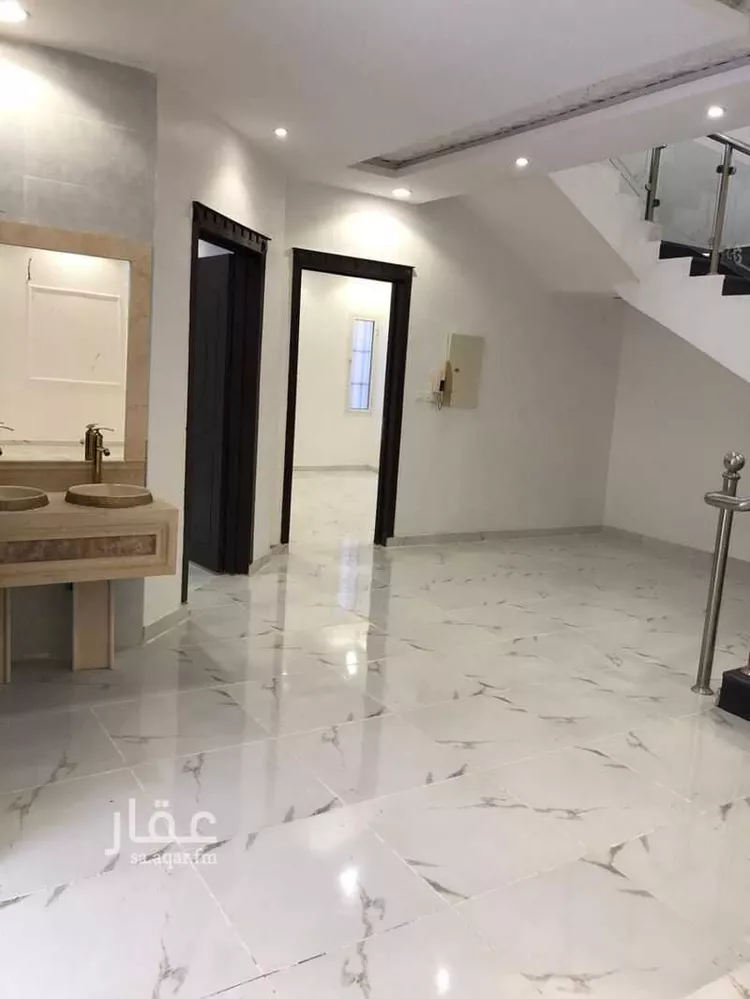 فيلا للبيع في شارع خرزة, حي الرمال, مدينة الرياض, منطقة الرياض صورة 2