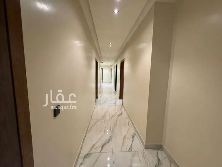 شقة للبيع في شارع تركي العطيشان, حي الجلوية, مدينة الدمام, المنطقة الشرقية صورة 2
