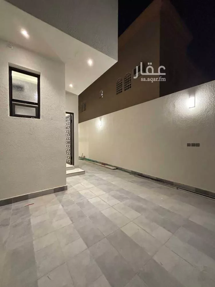 دور للبيع في شارع الحاتمية, حي الملقا, مدينة الرياض, منطقة الرياض صورة 5