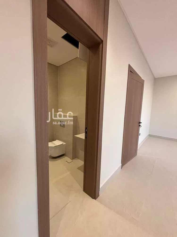 دور للبيع في شارع الجيب, حي الملقا, مدينة الرياض, منطقة الرياض 15