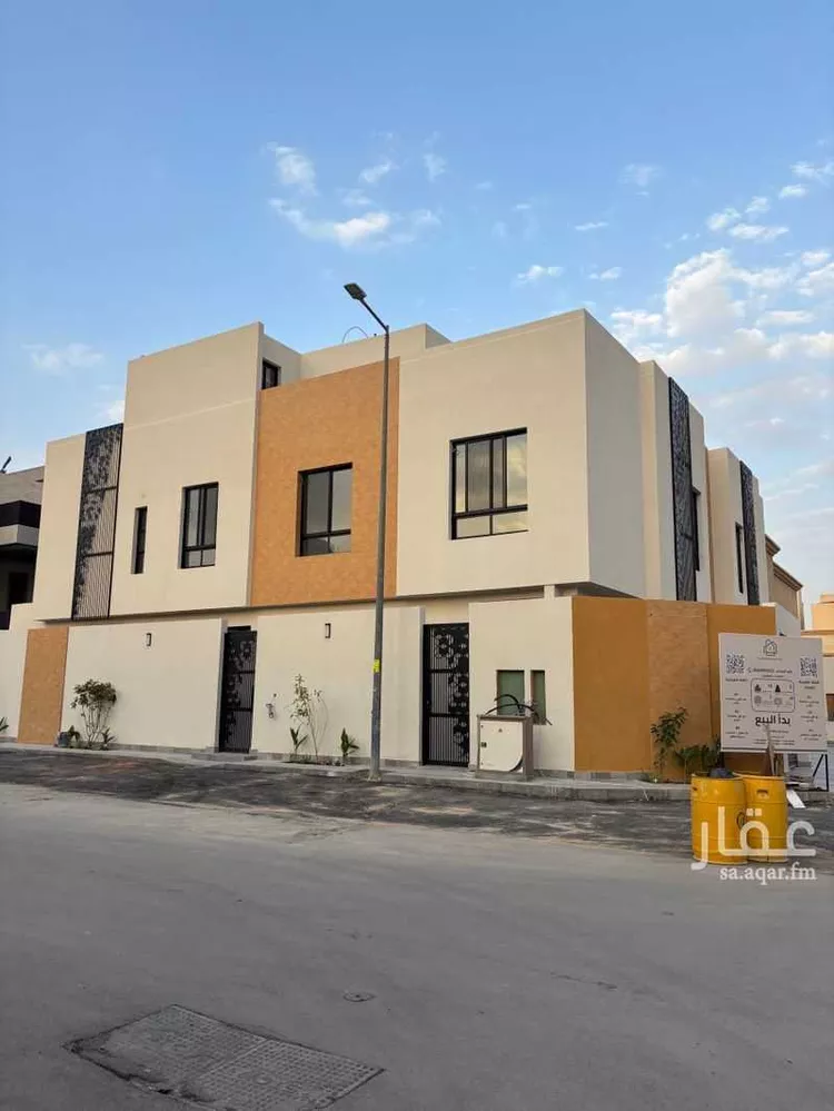 دور للبيع في شارع الحاتمية, حي الملقا, مدينة الرياض, منطقة الرياض