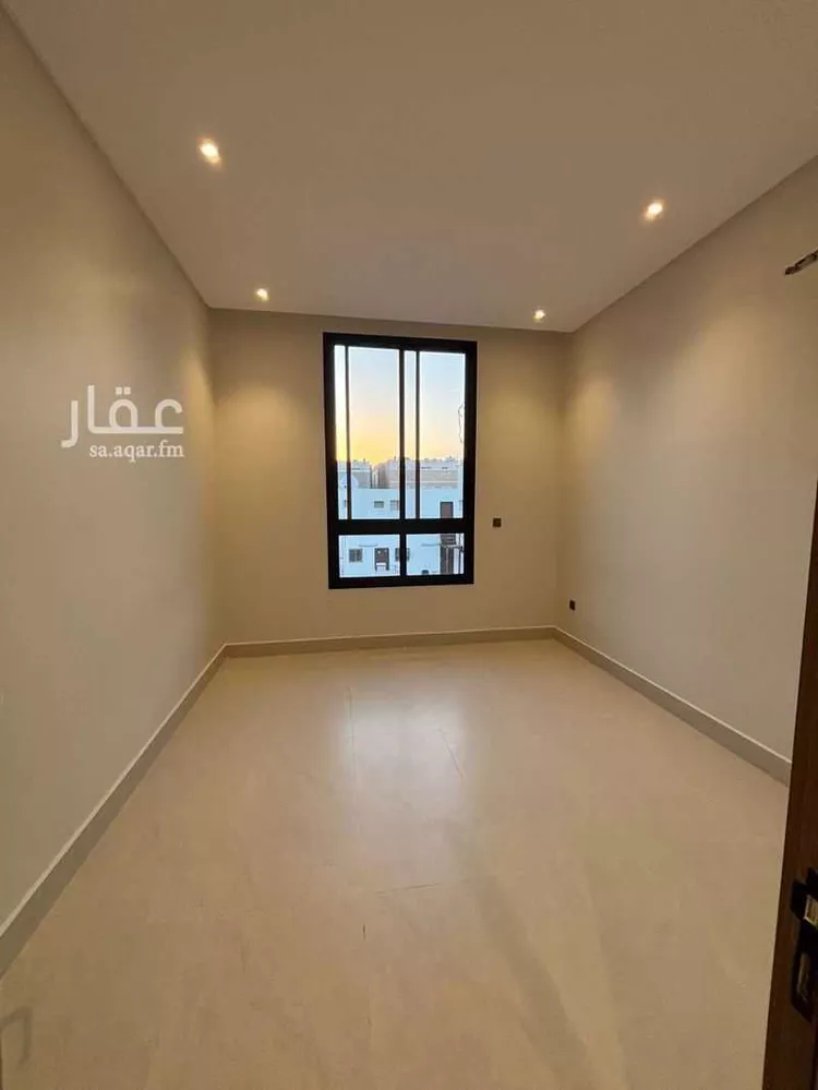 دور للبيع في شارع الجيب, حي الملقا, مدينة الرياض, منطقة الرياض 12