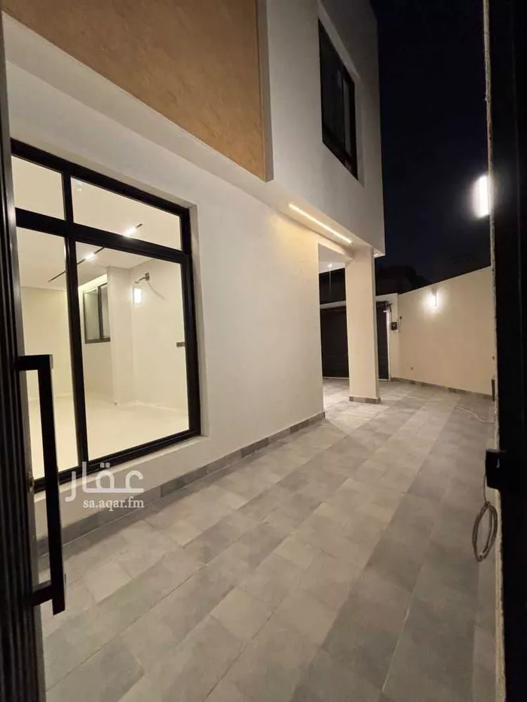 دور للبيع في شارع الحاتمية, حي الملقا, مدينة الرياض, منطقة الرياض صورة 4