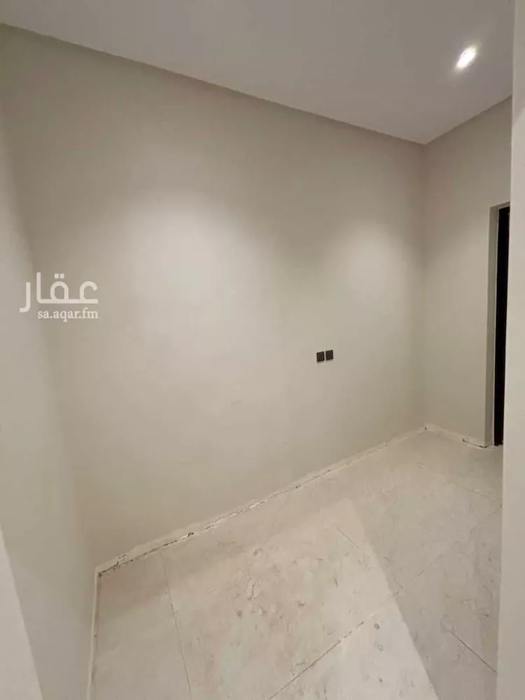 دور للبيع في شارع الحاتمية, حي الملقا, مدينة الرياض, منطقة الرياض 12