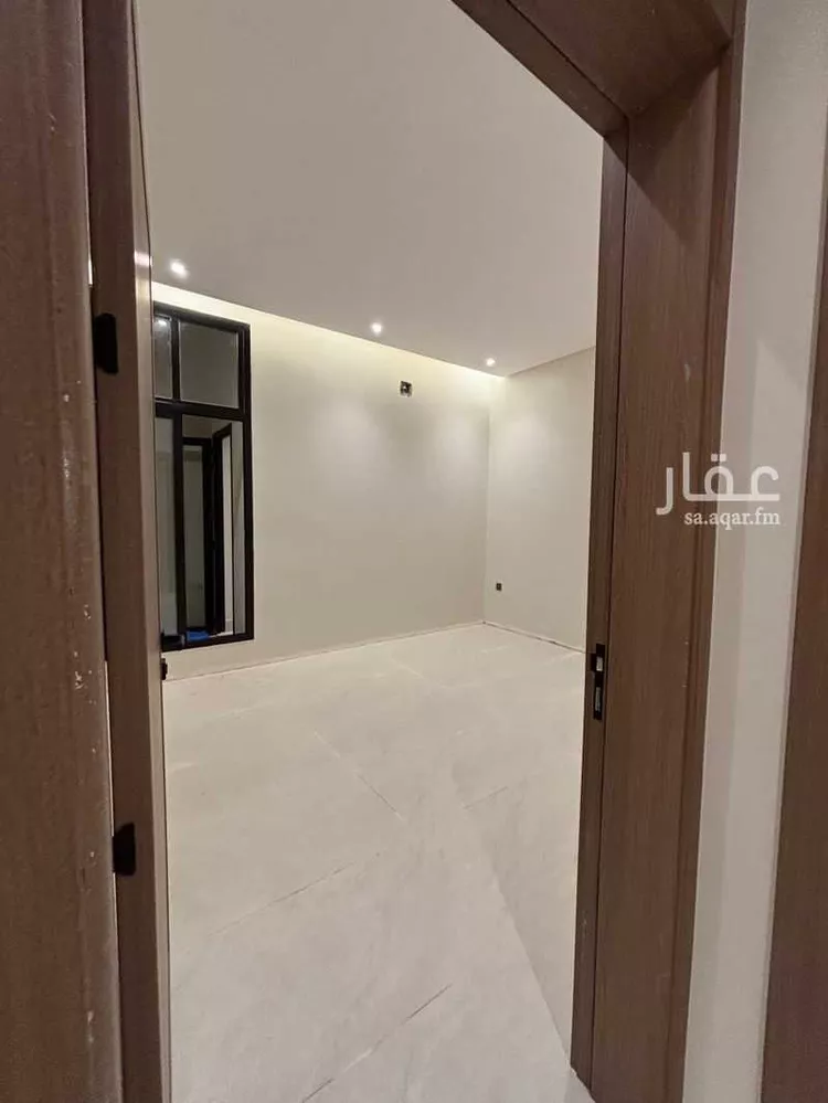 دور للبيع في شارع الحاتمية, حي الملقا, مدينة الرياض, منطقة الرياض 18