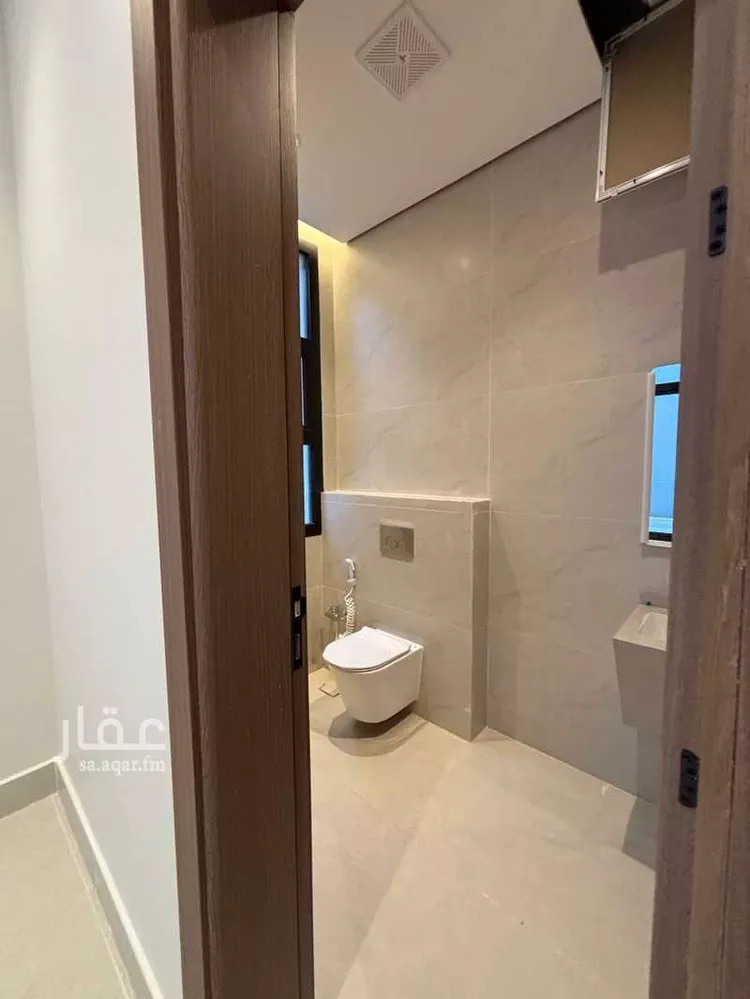 Floor for Sale in Riyadh Al Malqa صورة 4