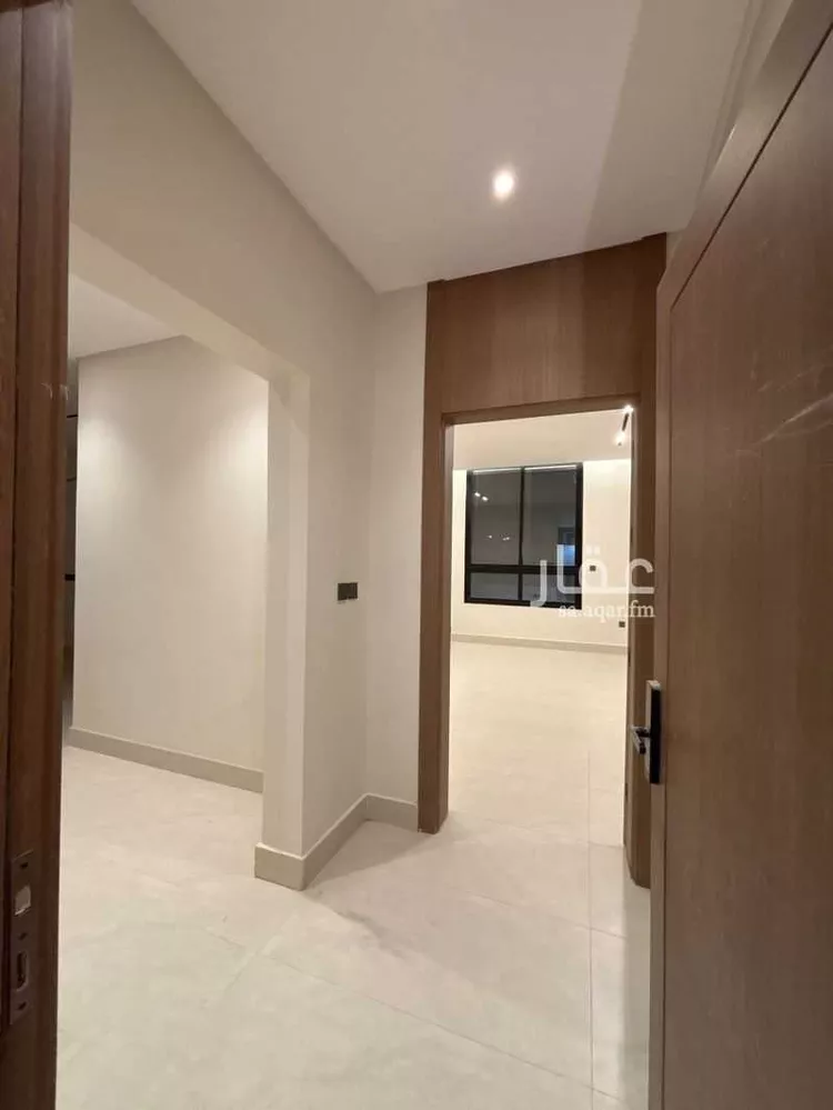 Floor for Sale in Riyadh Al Malqa صورة 3
