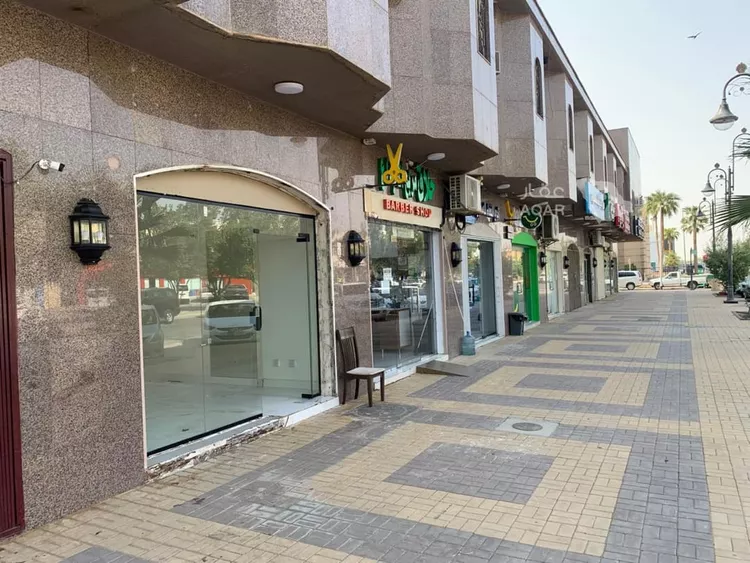 محل للإيجار في شارع المغيره ابن شعبه الثقفي ، حي الملك فهد ، الرياض ، منطقة الرياض