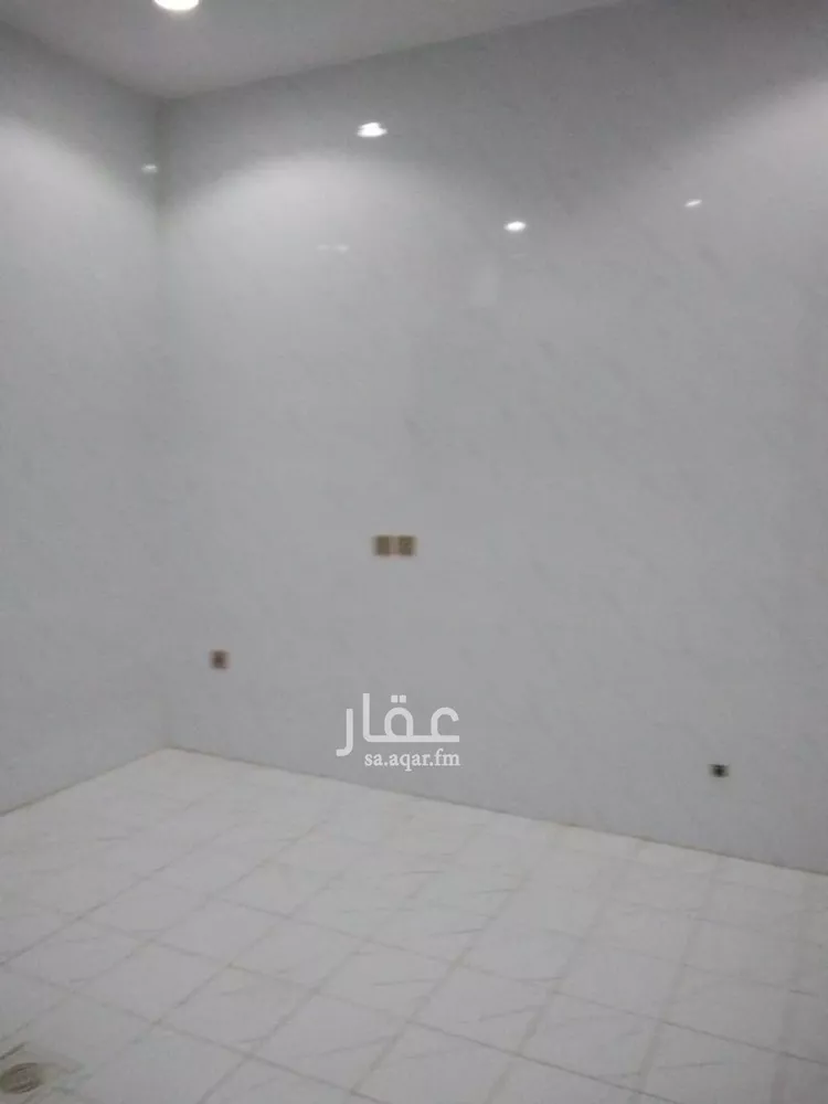 دور للبيع في شارع الشيخ علي المغامس, حي الشفاء, مدينة الرياض, منطقة الرياض صورة 5