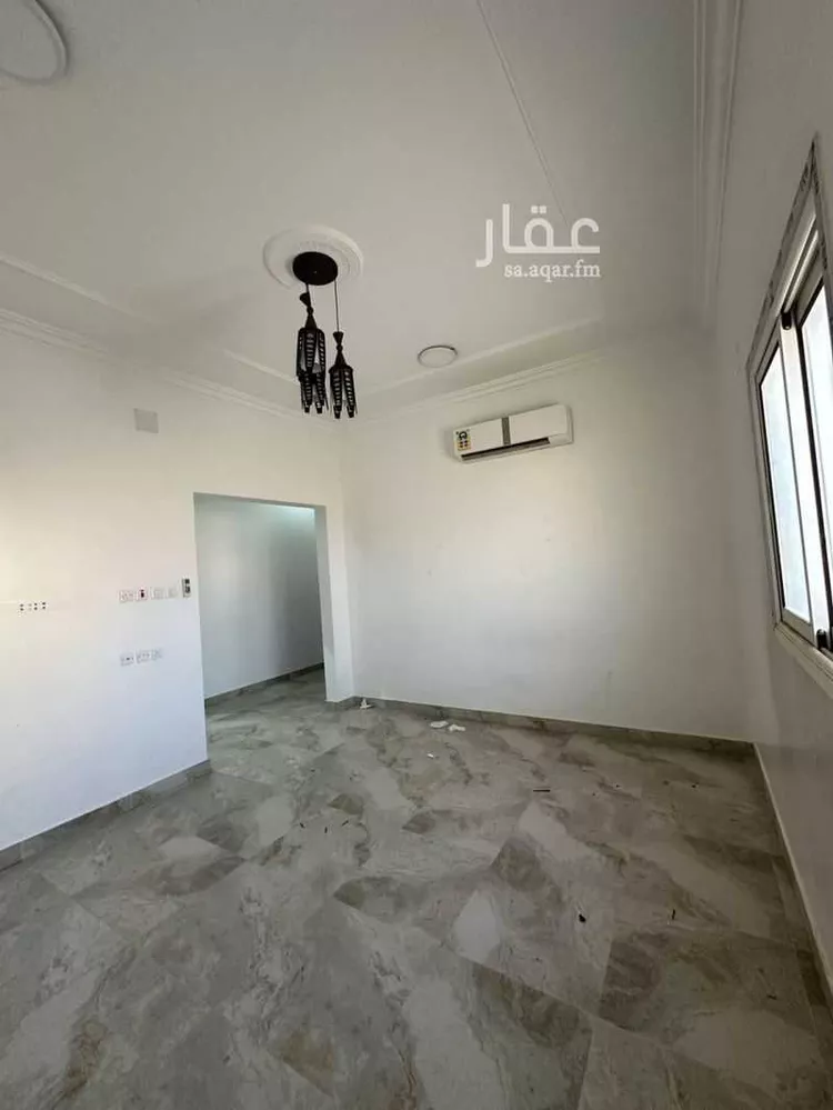 فيلا للبيع في شارع العباس ابن عبدالمطلب ، حي نوارة ، المزاحمية ، المزاحمية صورة 3