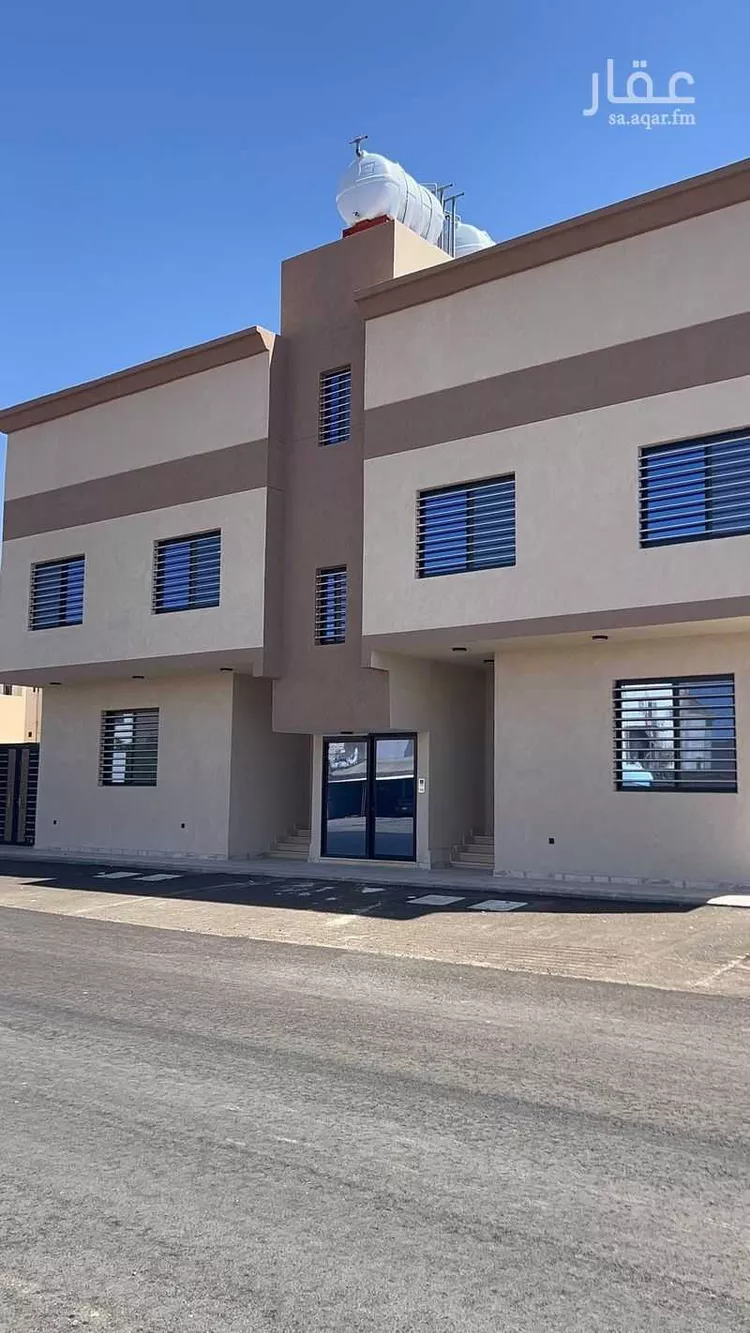 عمارة للبيع في شارع عبدالله ابن ابي ميسرة ، حي المطار ، المدينة المنورة ، منطقة المدينة المنورة صورة 4