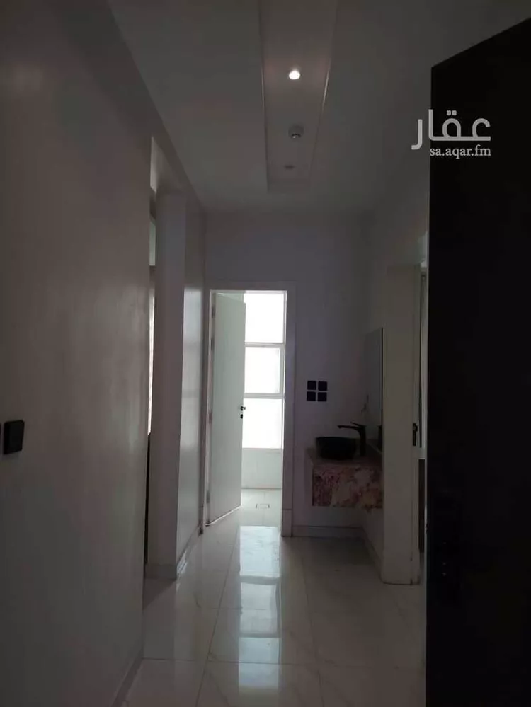 شقة للإيجار في شارع عبدالرحمن بن قاسم, حي عكاظ, مدينة الرياض, منطقة الرياض صورة 4
