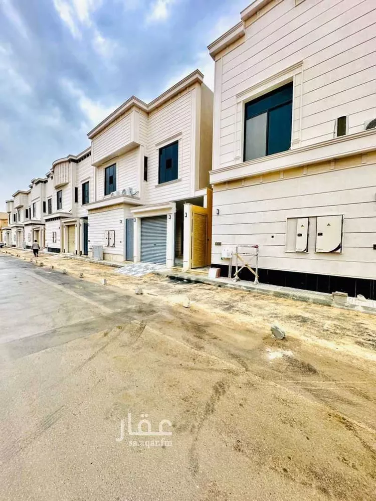 دور للبيع في شارع شارع رقم 98, حي الجنادرية, مدينة الرياض, منطقة الرياض صورة 2