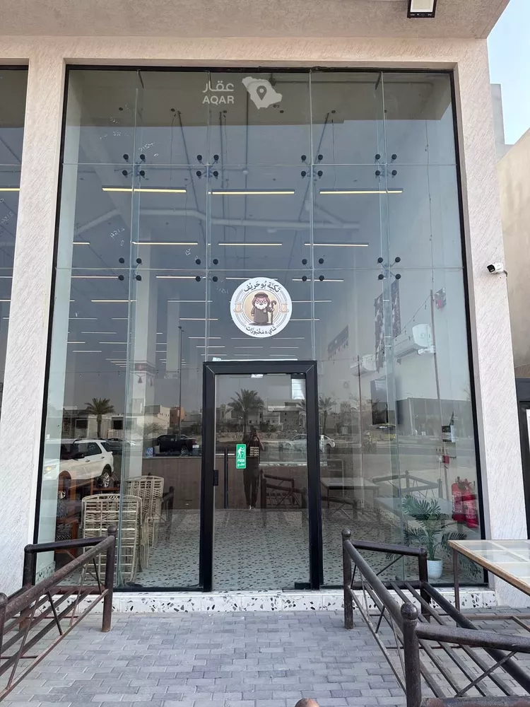 محل للإيجار في طريق العقير ، حي المروج الشمالي ، الهفوف‎ ، الاحساء 6
