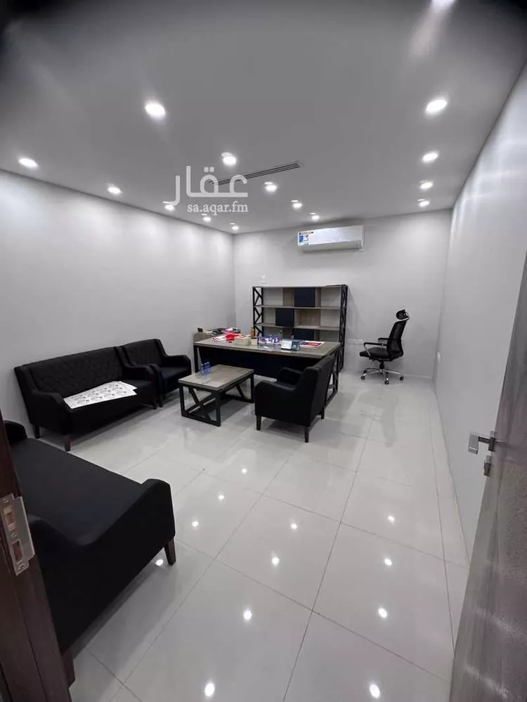 مكتب تجاري للإيجار في شارع طريق عين نجم, حي السلام الأول, مدينة الاحساء, المنطقة الشرقية صورة 2