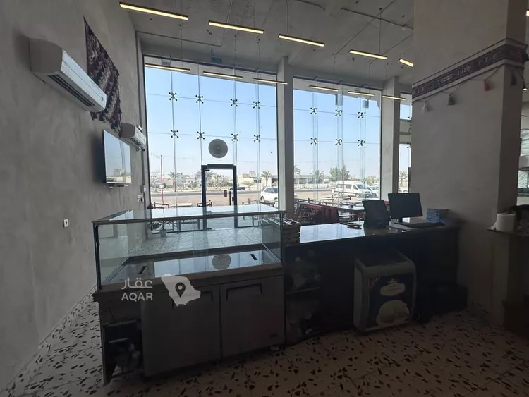 محل للإيجار في طريق العقير ، حي المروج الشمالي ، الهفوف‎ ، الاحساء 3