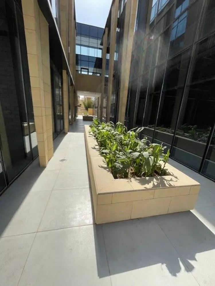عمارة للإيجار في شارع طريق الامام سعود بن فيصل, حي حطين, مدينة الرياض, منطقة الرياض صورة 5