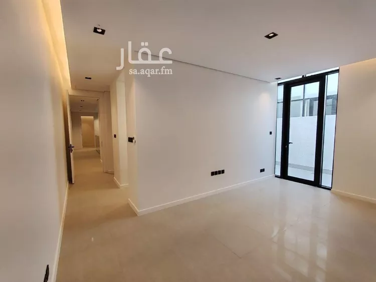 فيلا للبيع في شارع الطيف, حي الملك عبدالله, مدينة الرياض, منطقة الرياض 9