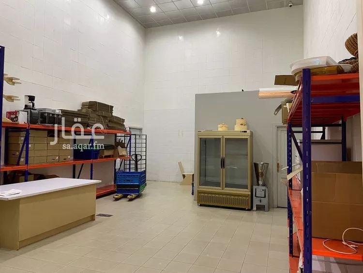 محل للإيجار في شارع درهم بن زياد بن درهم, حي سلطانة, مدينة تبوك, منطقة تبوك صورة 3