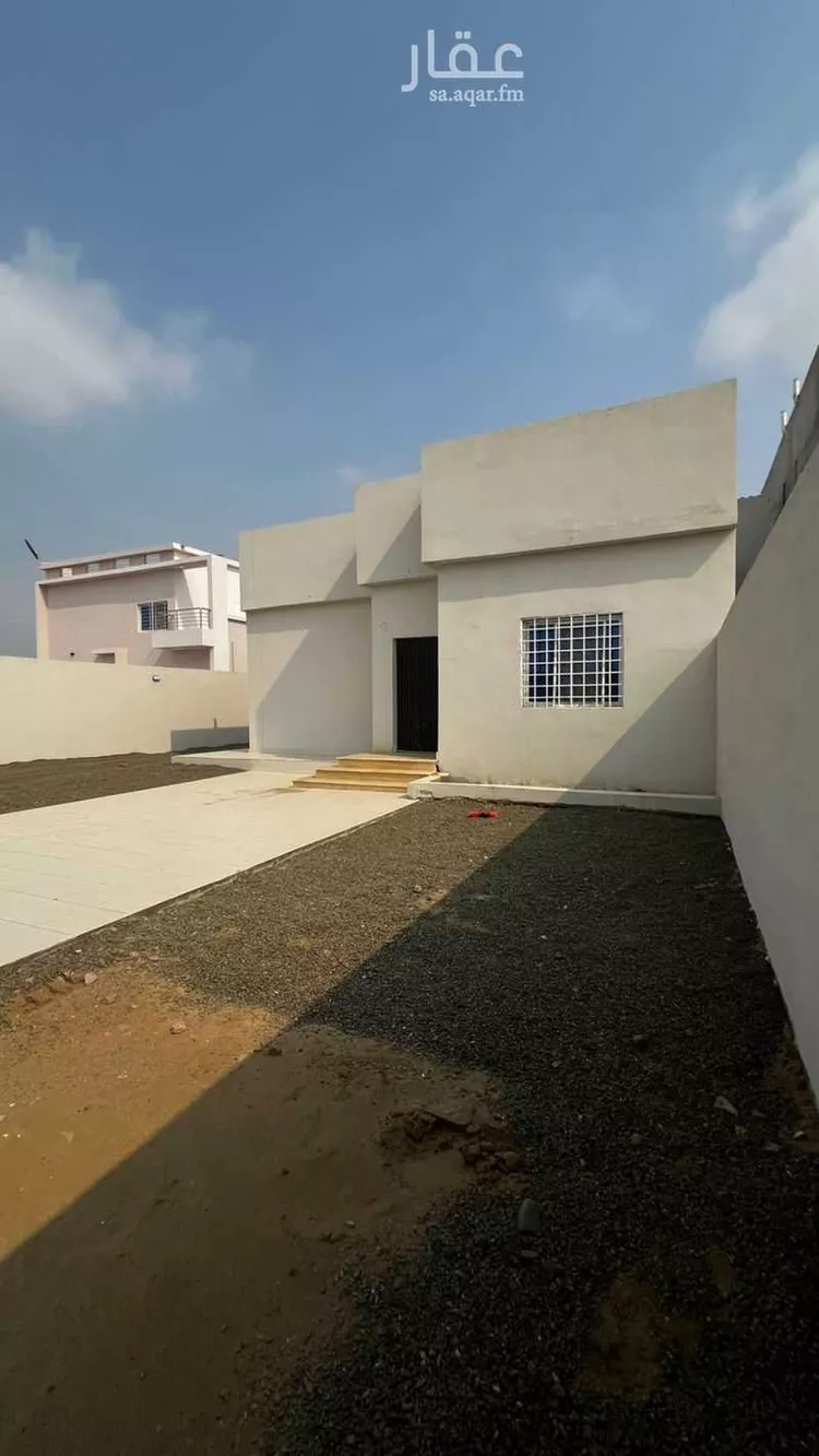 شقة للإيجار في شارع مخطط 92, حي الخضراء 1, مدينة بيش, منطقة جازان صورة 4