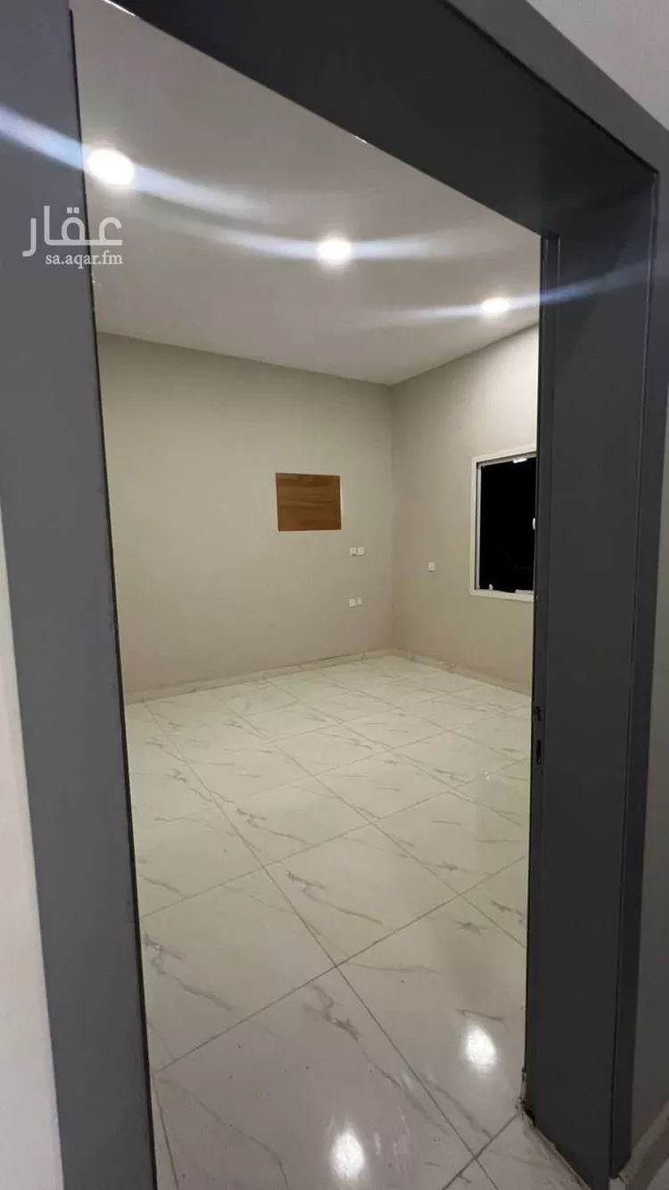 شقة للإيجار في شارع مخطط 92, حي الخضراء 1, مدينة بيش, منطقة جازان