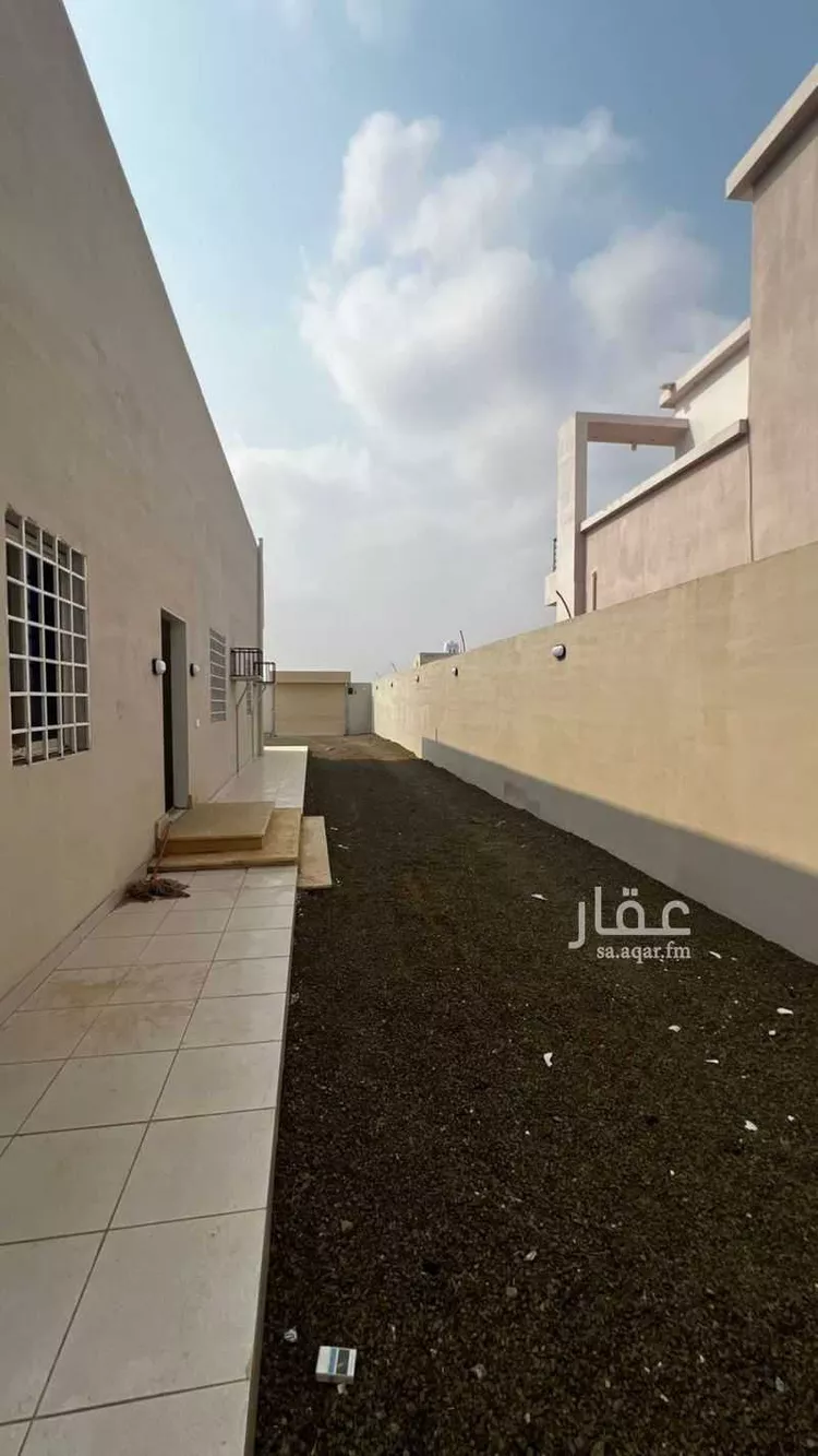 شقة للإيجار في شارع مخطط 92, حي الخضراء 1, مدينة بيش, منطقة جازان صورة 3