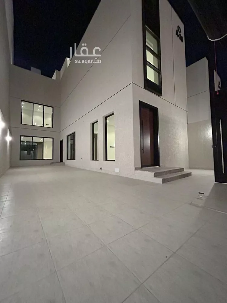 فيلا للبيع في شارع يحيىى بن مسعود الزرقي, حي شوران, مدينة المدينة المنورة, منطقة المدينة المنورة صورة 3