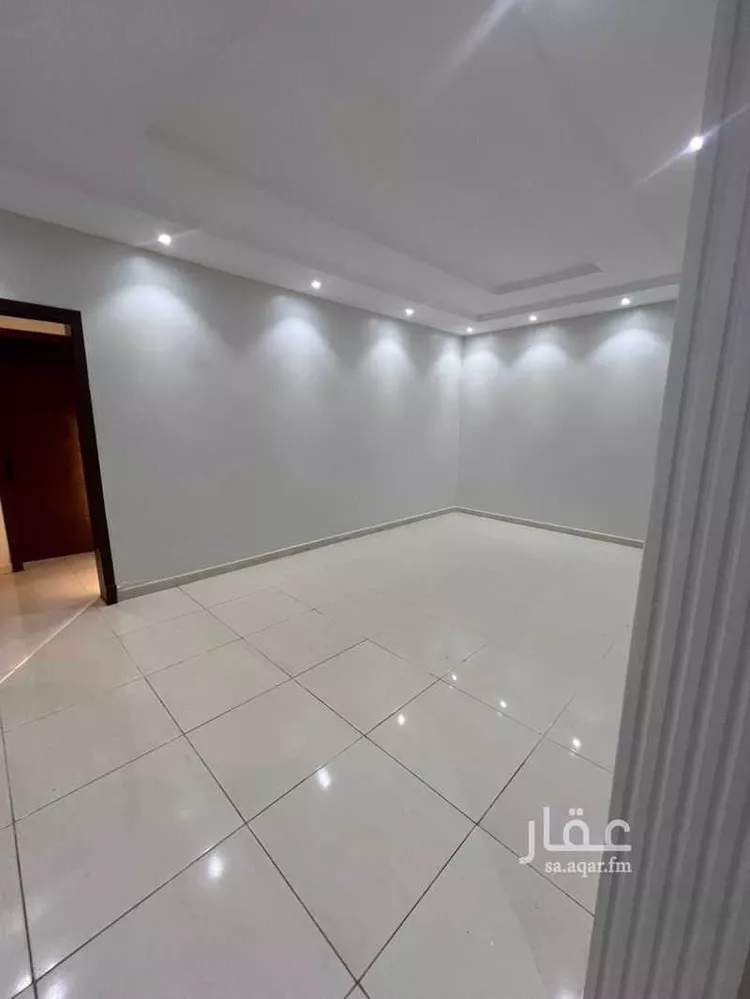شقة للإيجار في شارع أحمد بن محمد بن برد, حي السامر, مدينة جدة, منطقة مكة المكرمة صورة 4