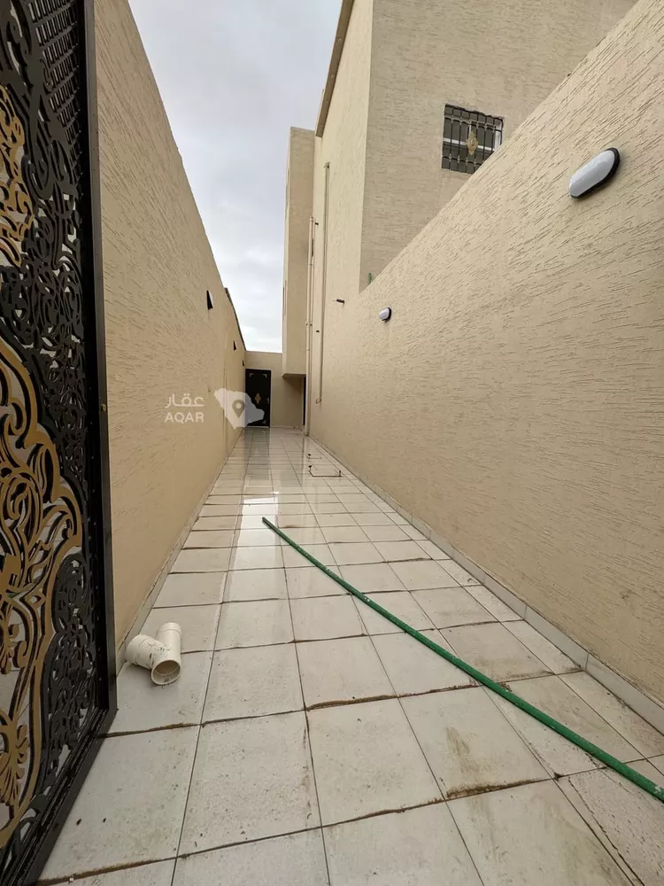 فيلا للبيع في شارع الحباري ، حي ديراب ، الرياض ، منطقة الرياض 24