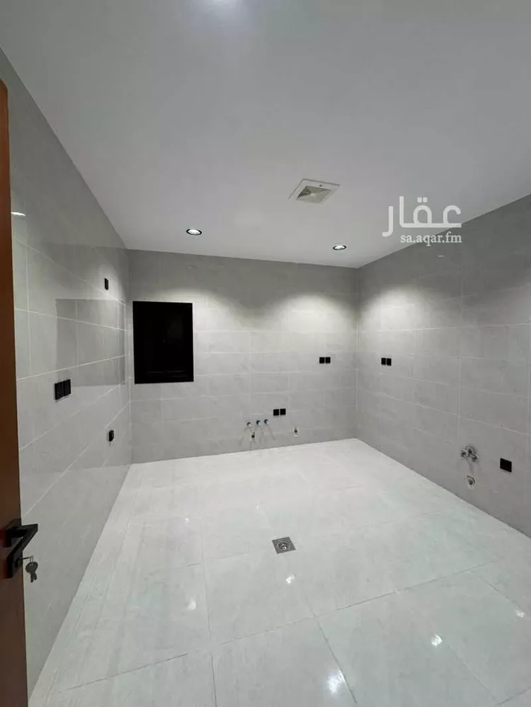 شقة للبيع في شارع ام القرى, حي الصفاء, مدينة جدة, منطقة مكة المكرمة