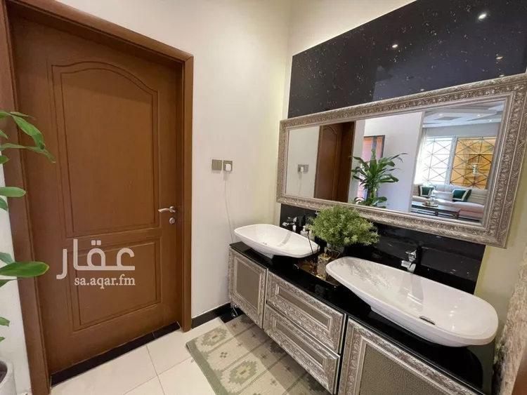 فيلا للبيع في شارع الشلال, حي التعاون, مدينة الرياض, منطقة الرياض 12