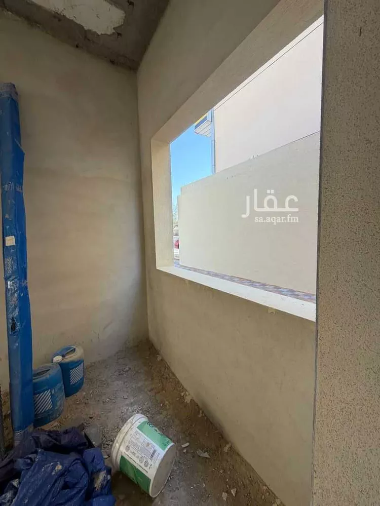 Shop for Rent in Riyadh Laban صورة 3