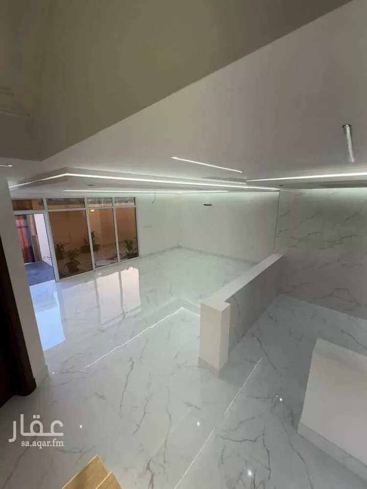 فيلا للبيع في شارع فضيلة الشيخ محمد رشدي, حي المنارات, مدينة جدة, منطقة مكة المكرمة صورة 3