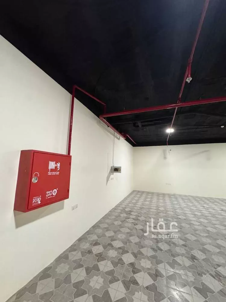 محل للإيجار في شارع الدائري الشرقي الفرعي, حي الروضة, مدينة الرياض, منطقة الرياض صورة 4