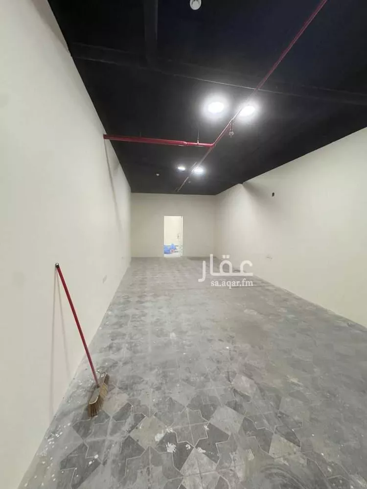 محل للإيجار في شارع الدائري الشرقي الفرعي, حي الروضة, مدينة الرياض, منطقة الرياض صورة 4
