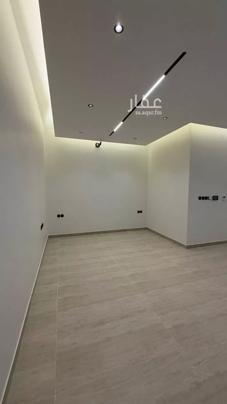 فيلا للبيع في شارع عبدالرحمن الملق, حي الحمراء, مدينة الرياض, منطقة الرياض 8