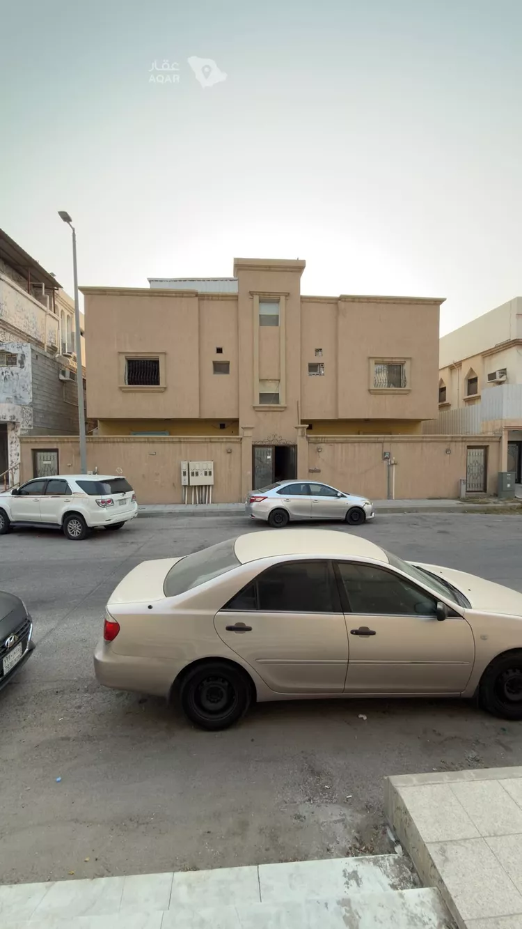 Building for Sale in Dammam Badr صورة 2