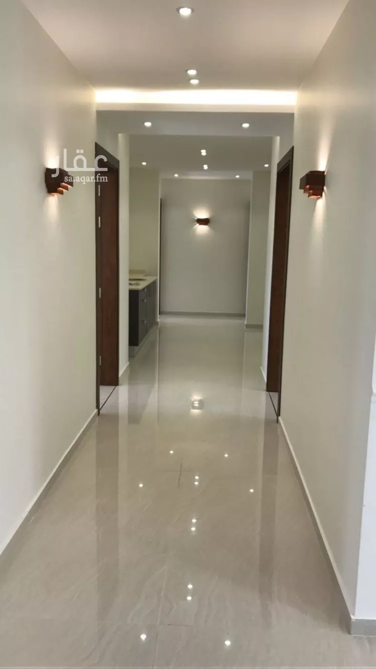 فيلا للبيع في شارع حسين بن حسن, حي النزهة, مدينة الرياض, منطقة الرياض صورة 3