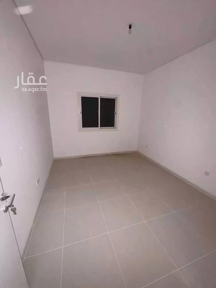 فيلا للبيع في شارع الشيخ عبدالرزاق عفيفي, حي الفاروق, مدينة الرياض, منطقة الرياض 18