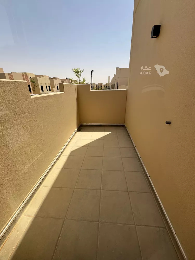 فيلا للبيع في شارع رقم 2021, حي سدرة, مدينة الرياض, منطقة الرياض 13