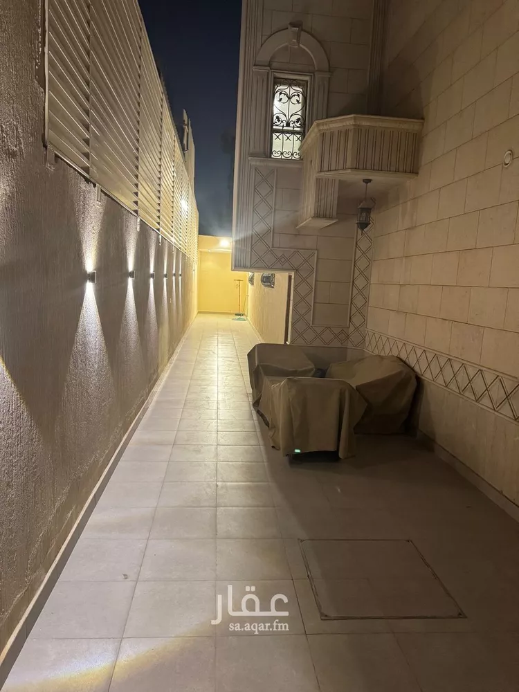 فيلا للبيع في شارع أبي عبيدة البلنسي, حي المصيف, مدينة الرياض, منطقة الرياض صورة 2