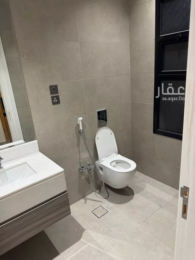شقة للبيع في شارع ام الورود, حي المعذر الشمالي, مدينة الرياض, منطقة الرياض صورة 4